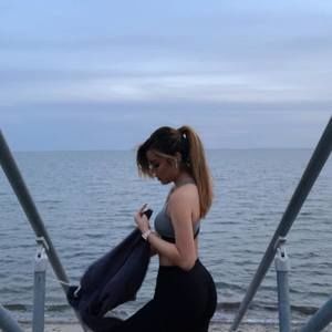 Meet your Posher, Vicky